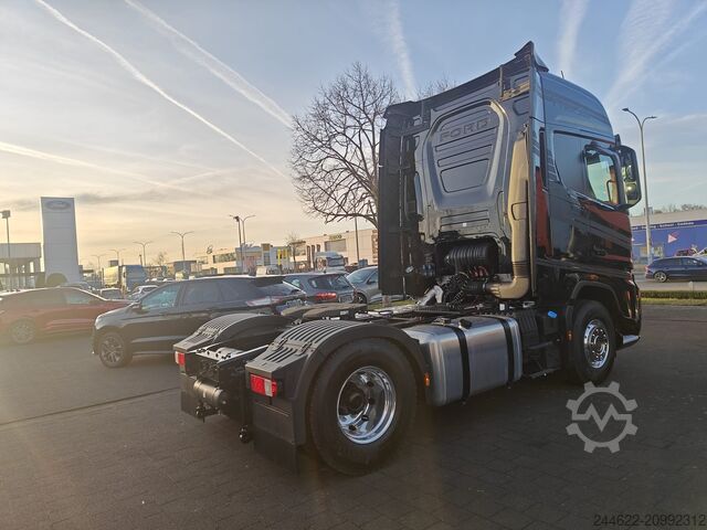 Standard tractor unit Ford Truck F-Max