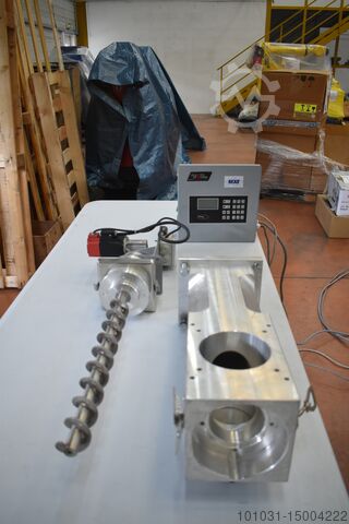 Volumetric feeder Plastic Systems Doseur volumétrique DM30