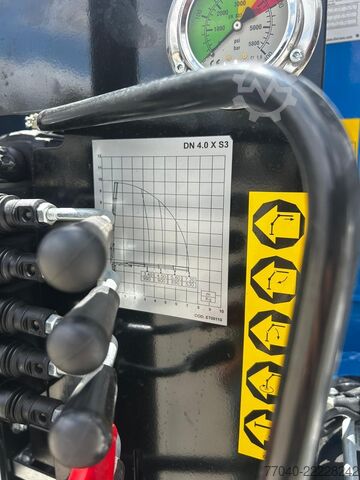 Dreiseitenkipper mit Kran ISUZU M27