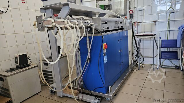 Twin-screw wet extruder Brabender Lab-Compounder KEDSE 20/40