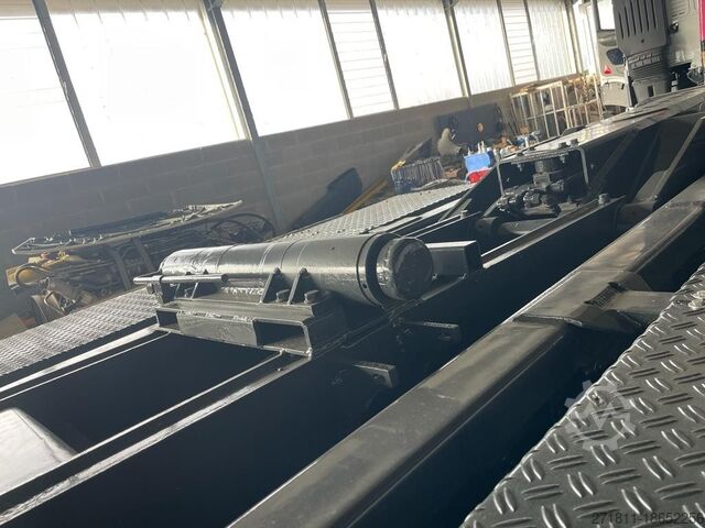 Spezial-LKW BLOCCAGGIO POSTERIORE INTERNO CON 2 PISTONI