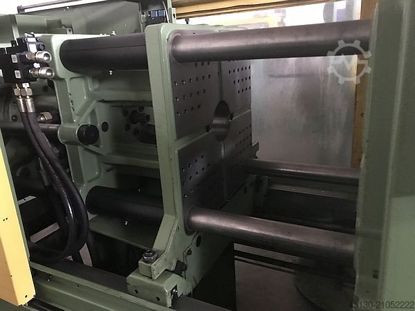Injection molding machine Arburg 370C 600-100