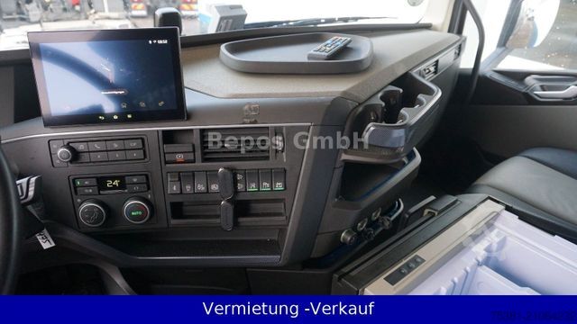 Standard SZM VOLVO FH 500 - Globetrotter XL-Euro-6-I-Park Coll-