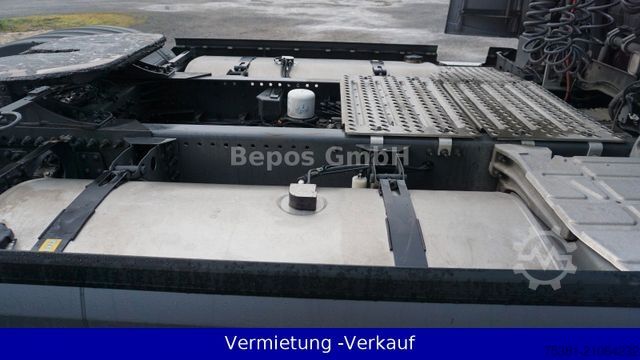 Standard SZM VOLVO FH 500 - Globetrotter XL-Euro-6-I-Park Coll-