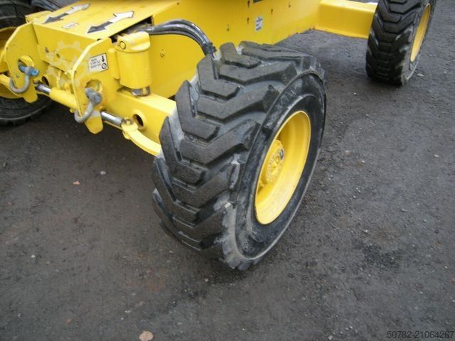 Arbeitsbühne JLG Arbeitsbühne JLG 460 SJ, 4x4 Allrad, AH 16m