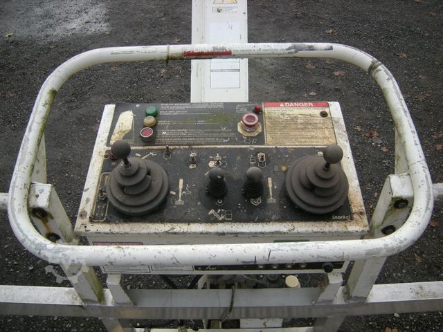 Arbeitsbühne  Arbeitsbühne Snorkelift TB-126JCU, AH 40,4 m