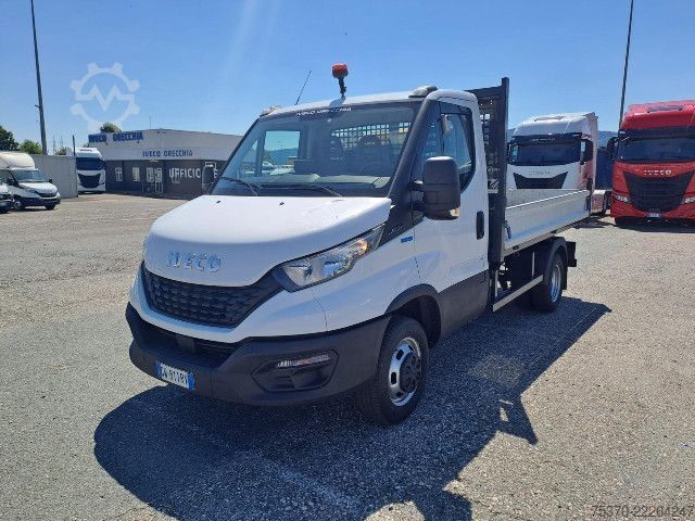 Customized van IVECO DAILY 35C14 - 3450