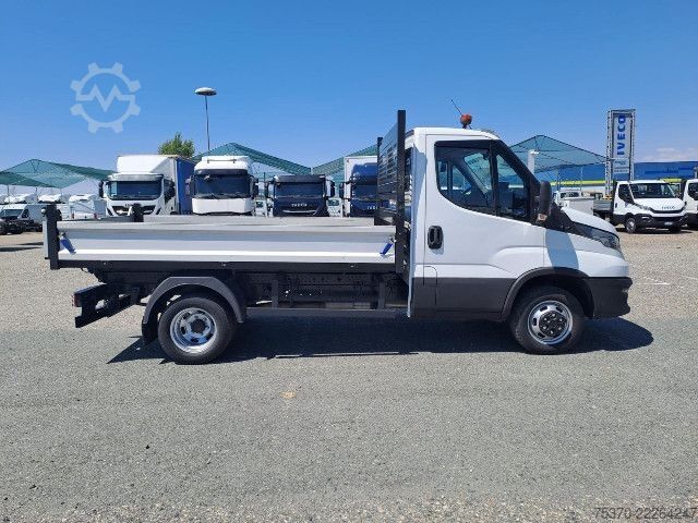 Customized van IVECO DAILY 35C14 - 3450