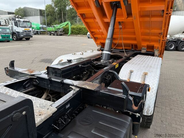 Tipper truck MAN 26.510 Meiller 3 Achs-Kipper