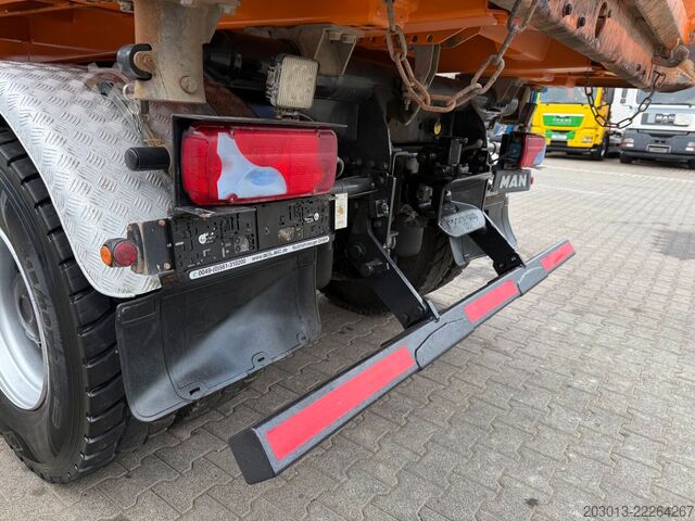 Tipper truck MAN 26.510 Meiller 3 Achs-Kipper
