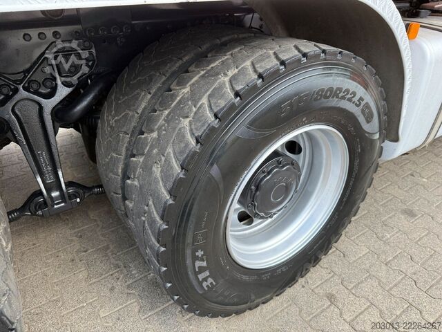 Tipper truck MAN 26.510 Meiller 3 Achs-Kipper