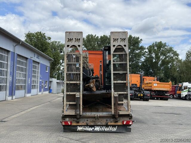 Box truck MERCEDES-BENZ Actros 2651 6x4 Koffer mit Bohranalge Zubehör