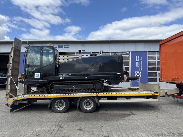 Box truck MERCEDES-BENZ Actros 2651 6x4 Koffer mit Bohranalge Zubehör