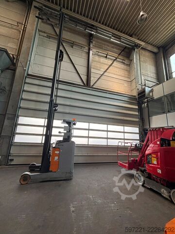 Reach Trucks Still FM-X 14