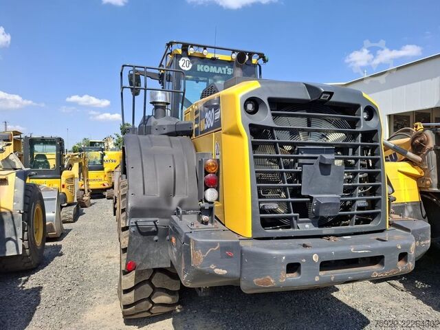 Radlader KOMATSU WA380 1. Hd aus Kommunalbesitz
