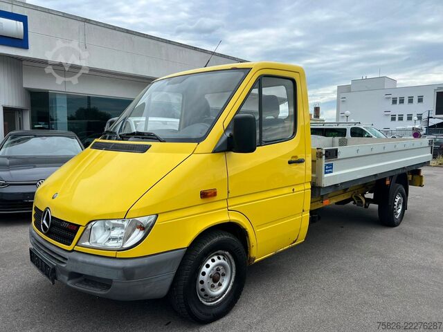 Pritschenwagen MERCEDES-BENZ Sprinter Pritsche 311 CDI*1.Hand*4m*S-Heft*119km