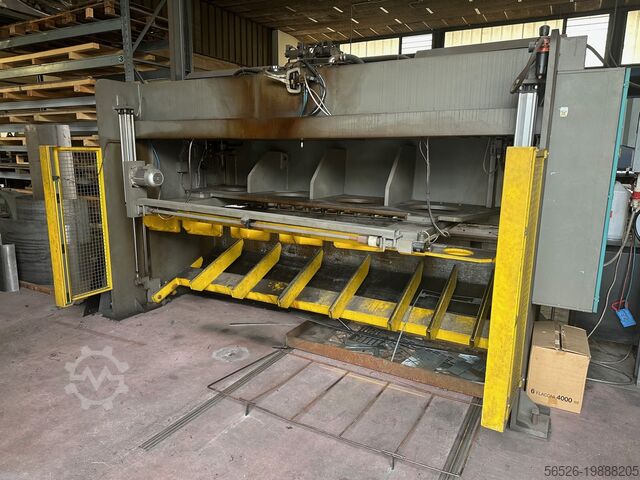 Hydraulic guillotine shear Italmacchine 30/6