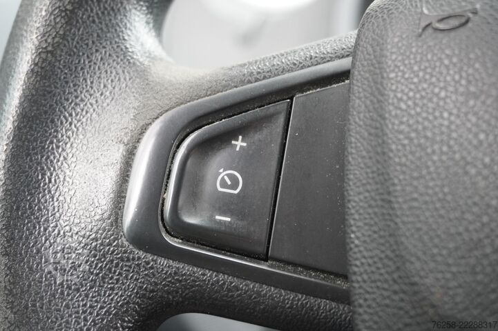 Panel van Renault Kangoo 1.5 dCi - Airco - Navi - Cruise - €2.900...