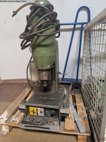 Taumel- und Nietmaschine STEINEL VS