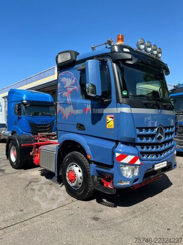 Standard-SZM Mercedes-Benz Arocs 1853, HAD, 4x4, Klima, Retarder, Kipphydr...