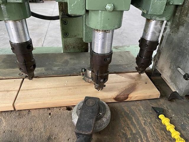 3-spindle vertical drilling machine, with loader  