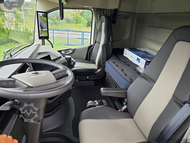 Standard SZM VOLVO Volvo 460 neues Modell, full Option, 2 Kreis Hyd