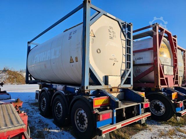 Tankauflieger SCHMITZ CARGOBULL Tankcontainer Chassis+Tankcontainer  Schwallwand