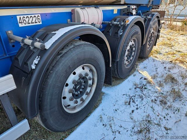 Tankauflieger SCHMITZ CARGOBULL Tankcontainer Chassis+Tankcontainer  Schwallwand