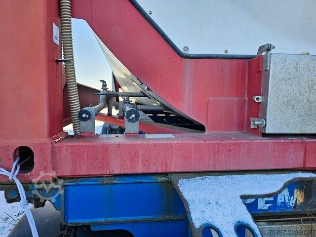 Auflieger-Wechselfahrgestell SCHMITZ CARGOBULL 20" Tankconatinerchassis + Tankcontainer