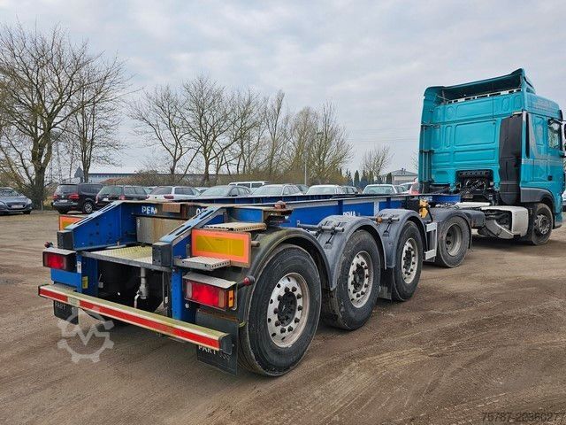 Auflieger-Wechselfahrgestell SCHMITZ CARGOBULL 20" Tankconatinerchassis + Tankcontainer