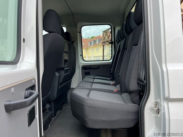 Pritschenwagen VOLKSWAGEN CRAFTER 4 MOTION PRITSCHE DoKa 3500KG-AHK AUT.