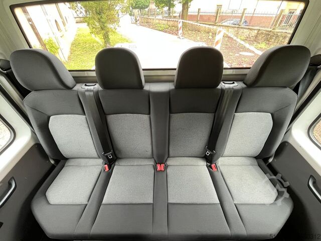 Pritschenwagen VOLKSWAGEN CRAFTER 4 MOTION PRITSCHE DoKa 3500KG-AHK AUT.