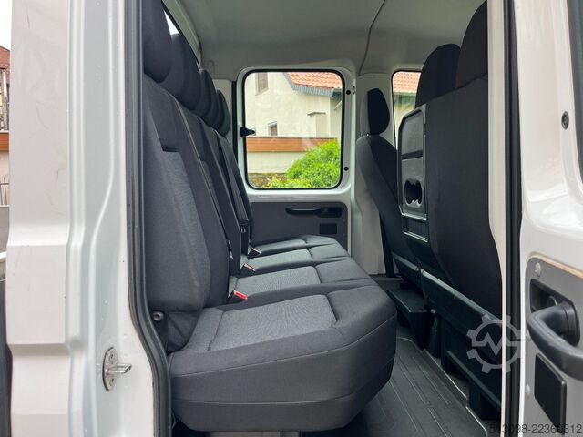 Pritschenwagen VOLKSWAGEN CRAFTER 4 MOTION PRITSCHE DoKa 3500KG-AHK AUT.