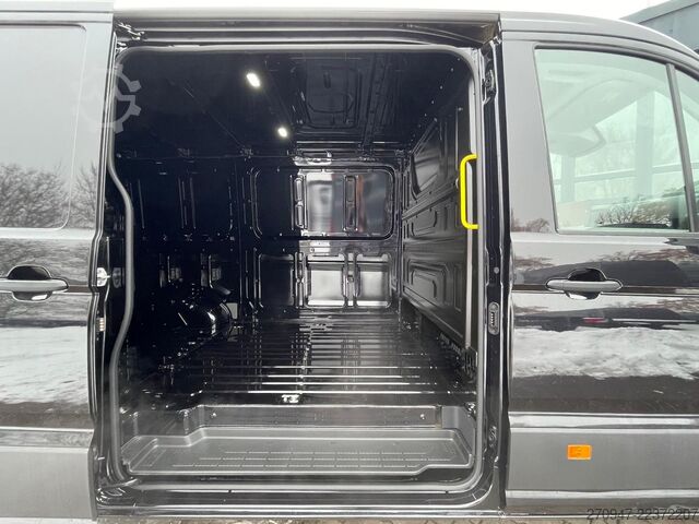 Panel van MAN TGE 3.180 L3H2 Kasten 4x4 STANDHZ ACC LENKRADHZ