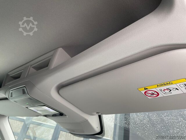 Panel van MAN TGE 3.180 L3H2 Kasten 4x4 STANDHZ ACC LENKRADHZ