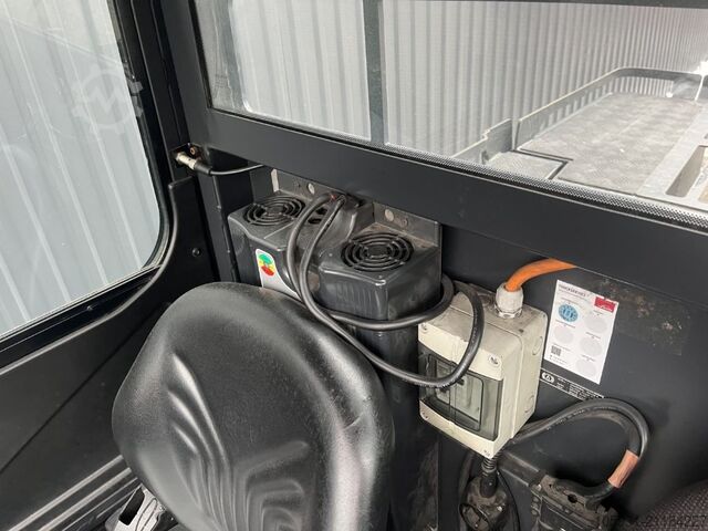 Schlepper Linde P250