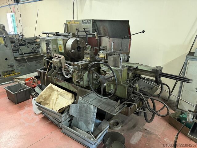 Center lathe Ernault Somua ts5
