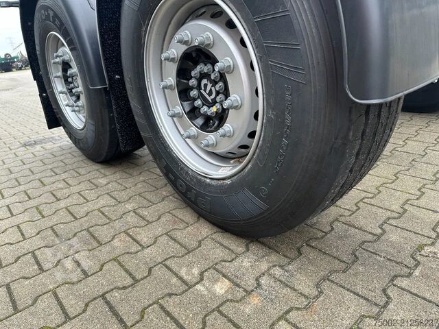 Containertransport Krone NEU UND DIREKT VERFÜGBAR: 20FT-ADR-FAHRGESTELL ...