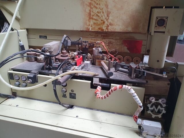 Kantenanleimmaschine SCM Selecta C