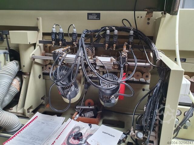 Kantenanleimmaschine SCM Selecta C