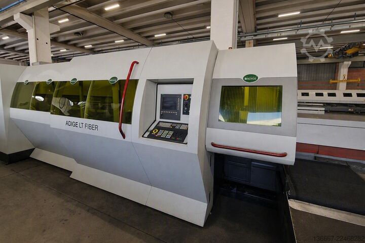 Laser cutting machine BLM LTFiber
