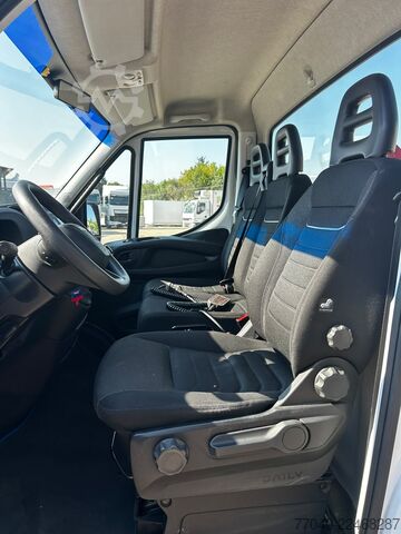 Roll-off tipper truck Iveco SCARRABILE