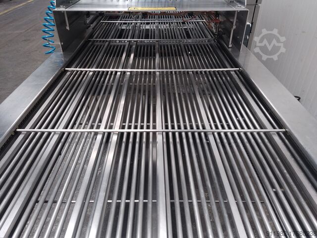 Precision packaging machine MECAPLASTIC Operculeuse S4000