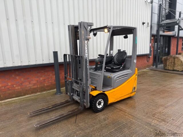 Elektro 3 Rad-Stapler Jungheinrich EFG 216 k / 3263 Std. / AKKU 2025