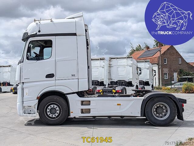 Standard-SZM Mercedes-Benz Actros L Pro Cabin 1953