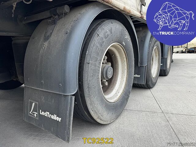 Sliding tarpaulins LeciTrailer 