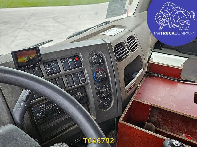 Tanker truck Renault Premium 320