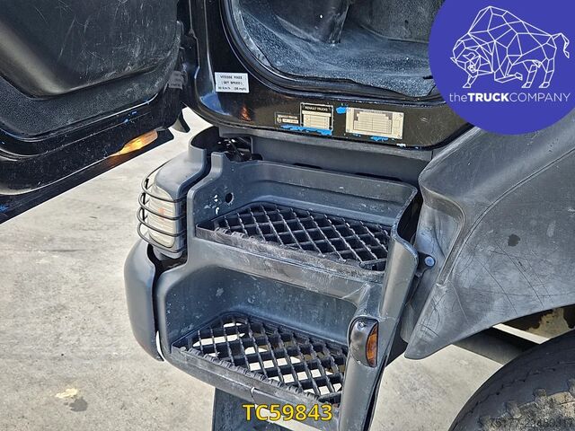 Tipper Renault Kerax 520