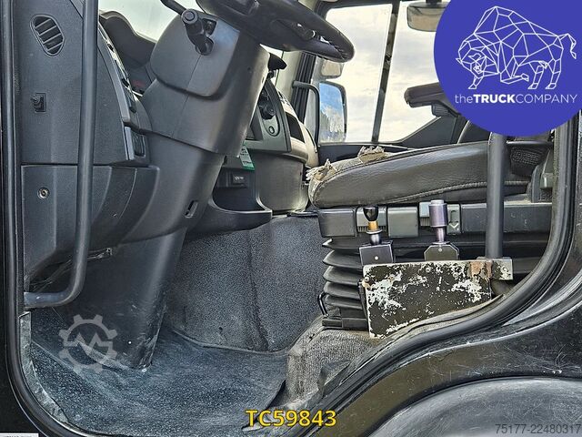 Tipper Renault Kerax 520