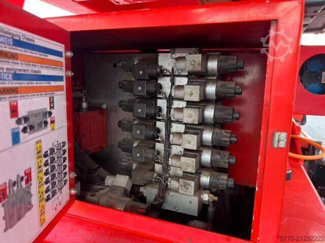 Hebebühne Teupen LEO 30T / 2.128h / 30m Arbeitshöhe